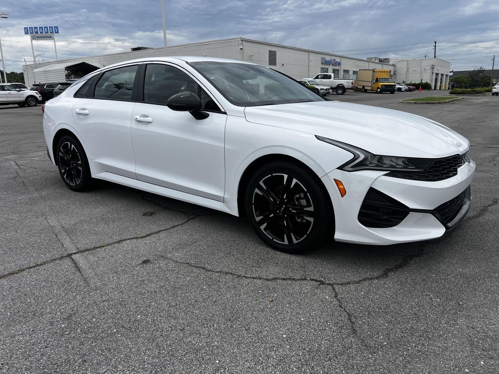 2022 Kia K5 GT-Line