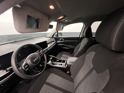 2025 Kia Sorento LX
