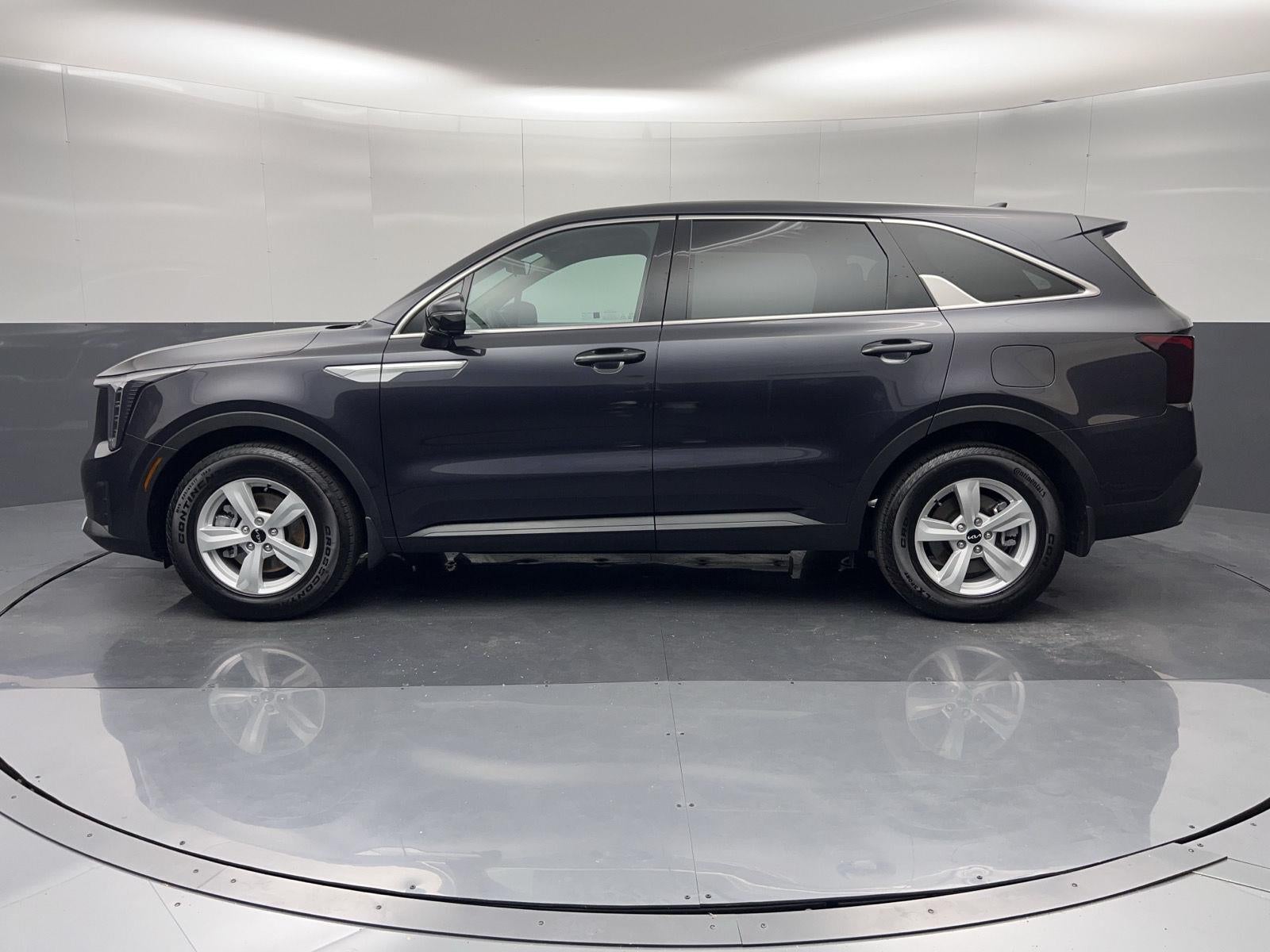 2025 Kia Sorento LX