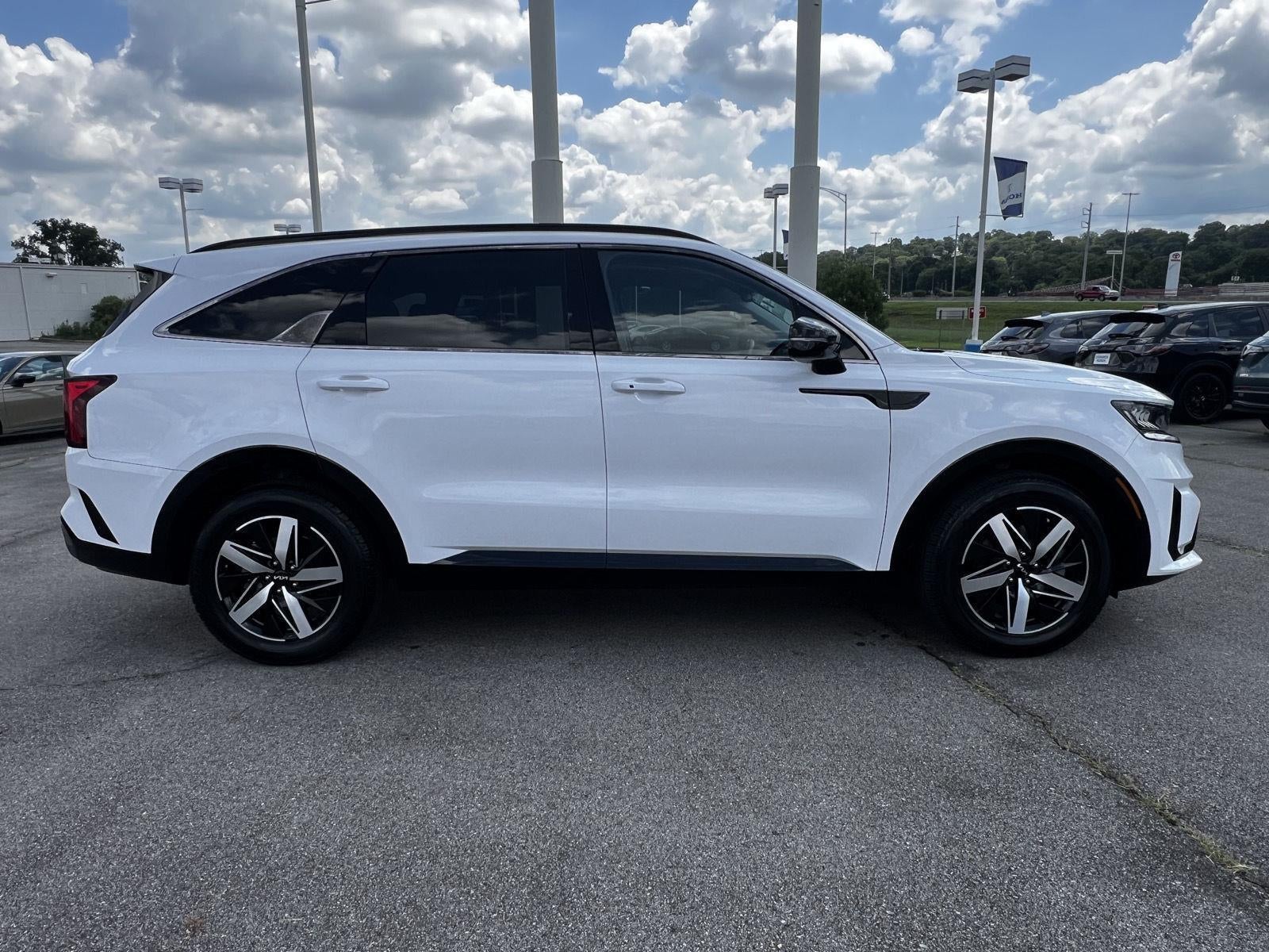 2022 Kia Sorento S