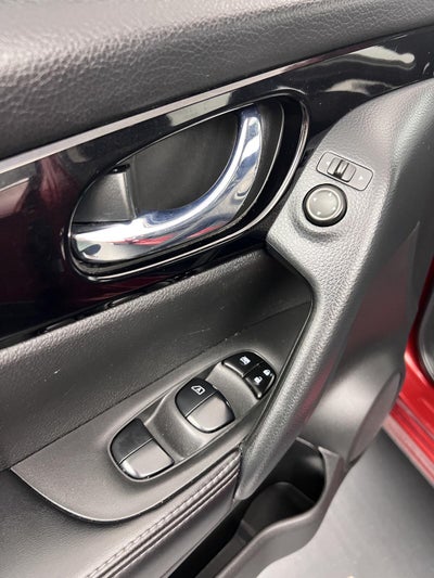 2020 Nissan Rogue Sport SV