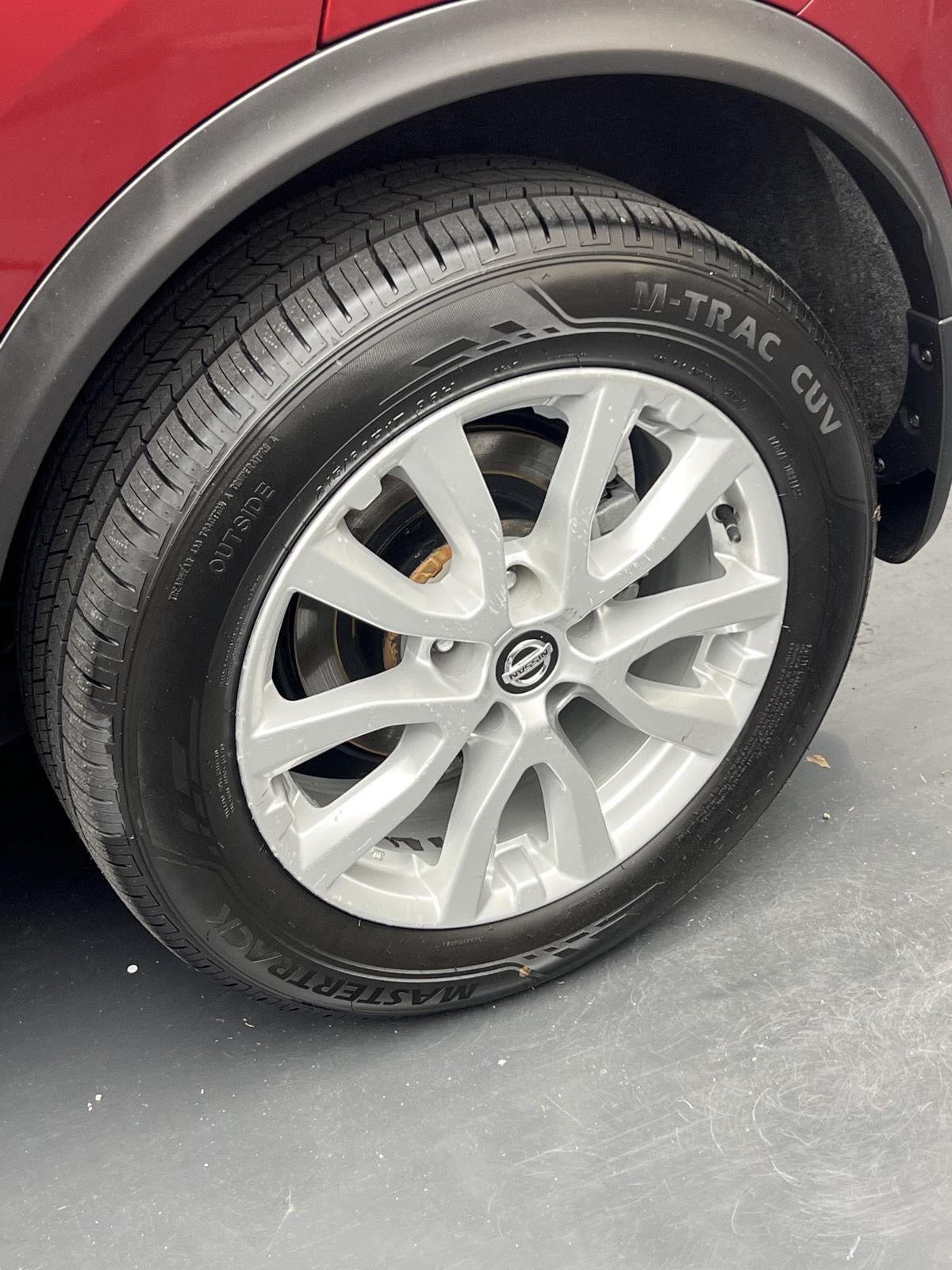 2020 Nissan Rogue Sport SV