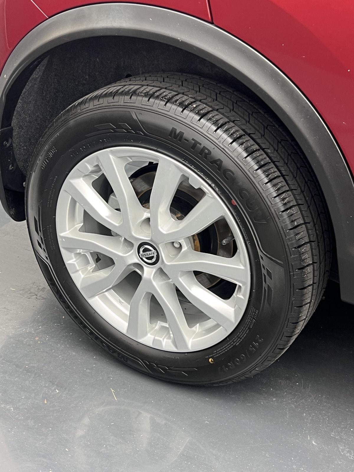 2020 Nissan Rogue Sport SV