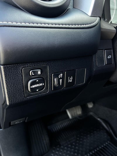 2018 Toyota RAV4 Hybrid XLE