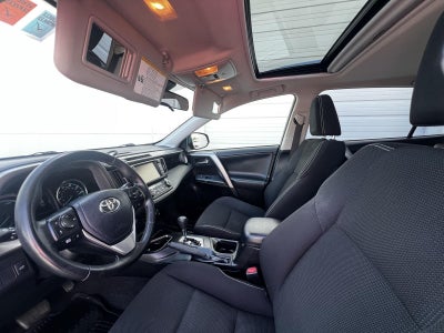 2018 Toyota RAV4 Hybrid XLE