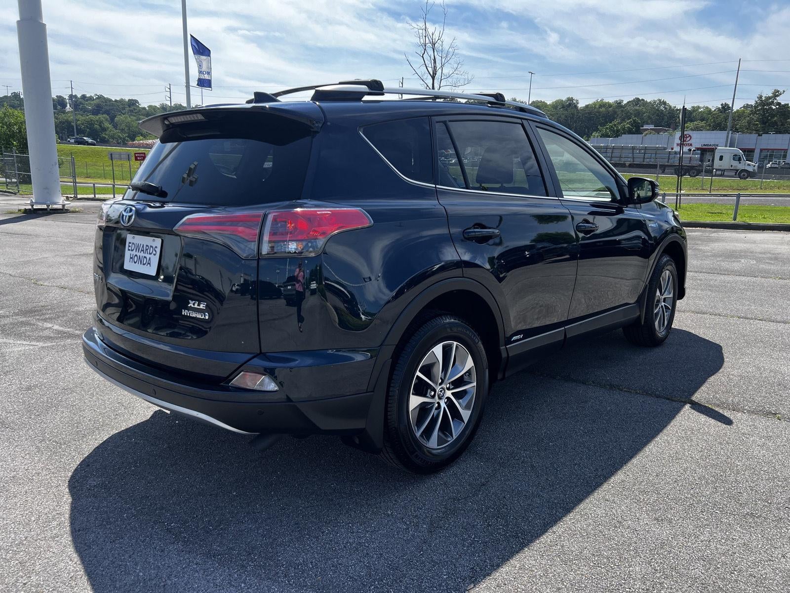 2018 Toyota RAV4 Hybrid XLE