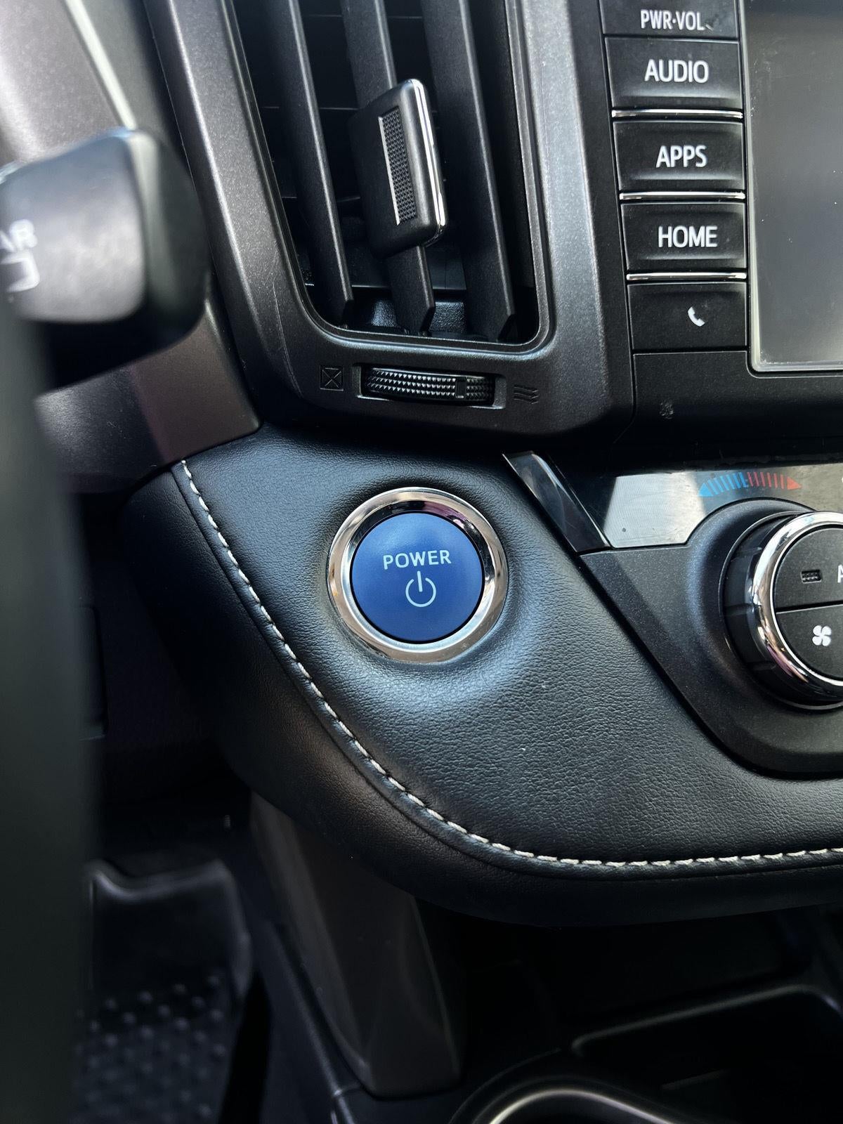 2018 Toyota RAV4 Hybrid XLE