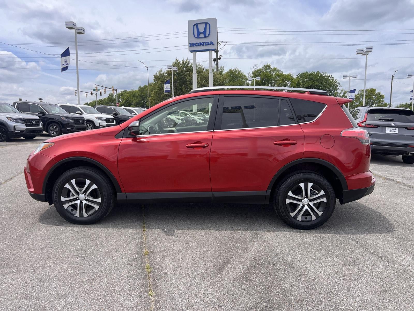 2017 Toyota RAV4 LE