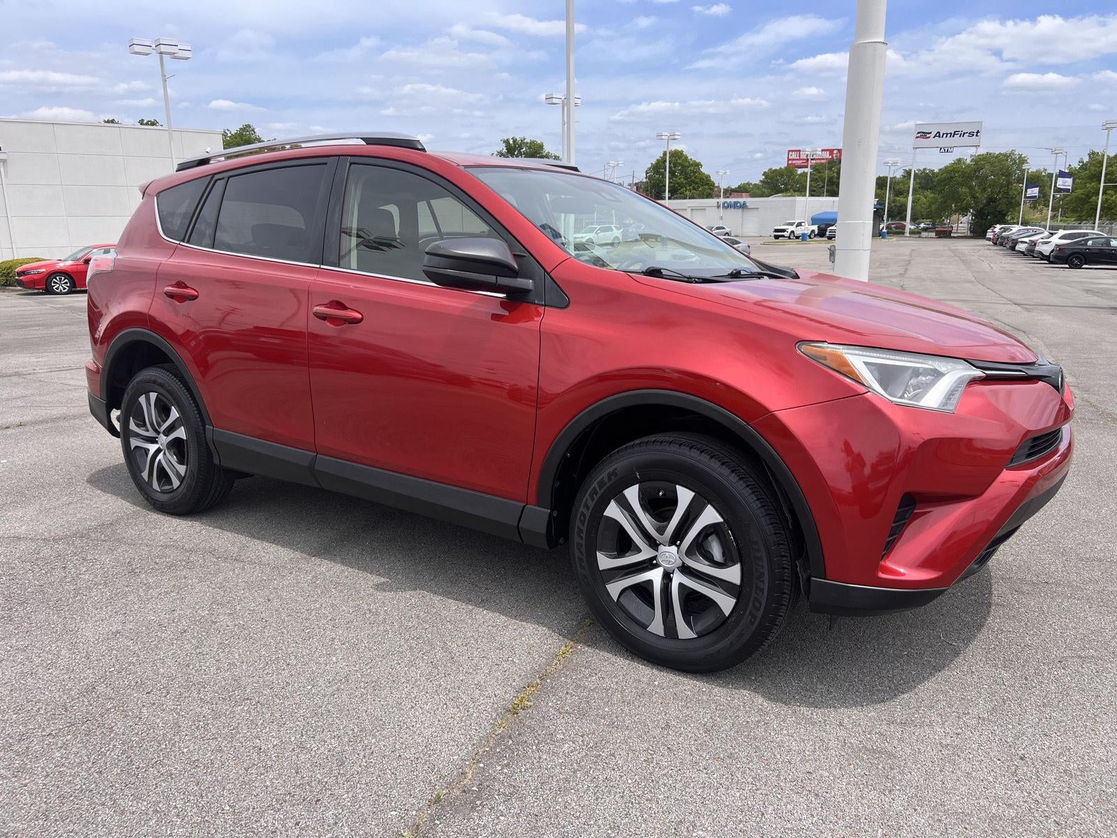 2017 Toyota RAV4 LE