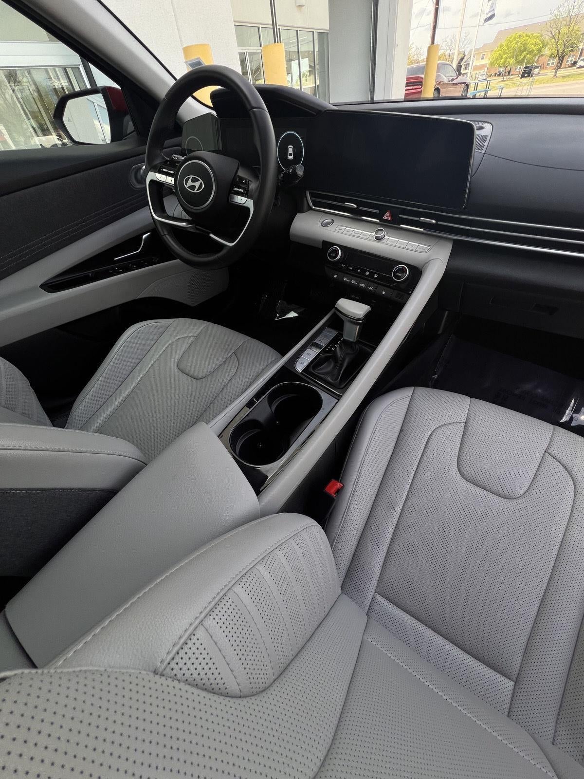 2024 Hyundai Elantra Limited