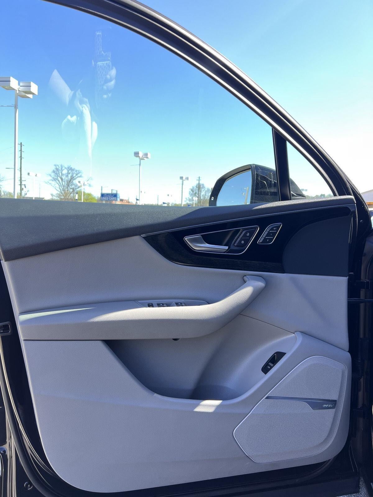 2019 Audi Q7 Premium Plus