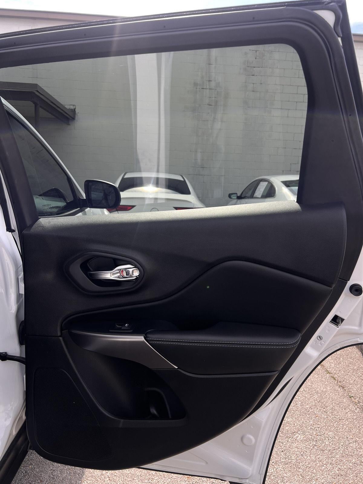 2021 Jeep Cherokee Latitude