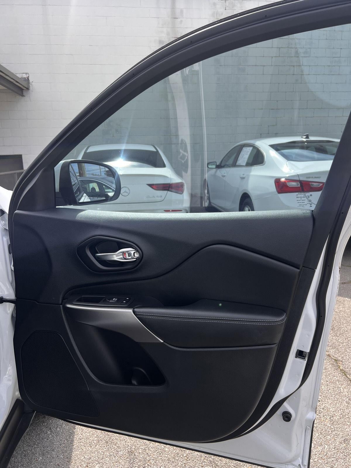 2021 Jeep Cherokee Latitude