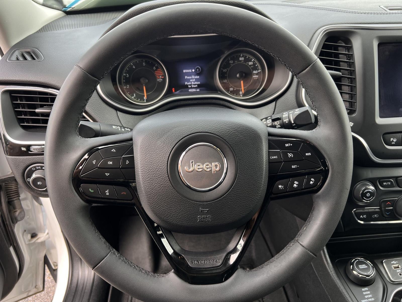 2023 Jeep Cherokee Altitude Lux