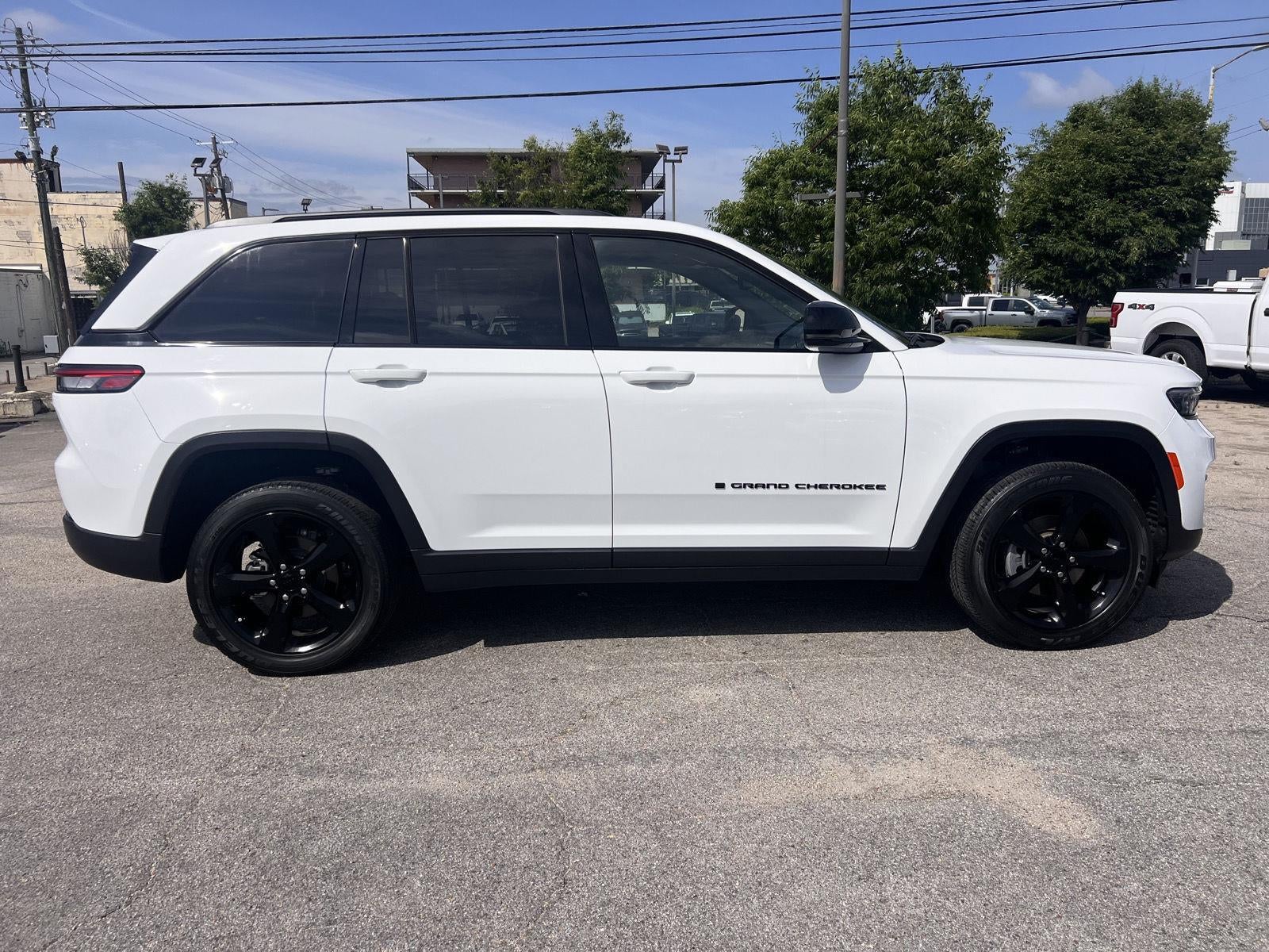 2023 Jeep Grand Cherokee Altitude