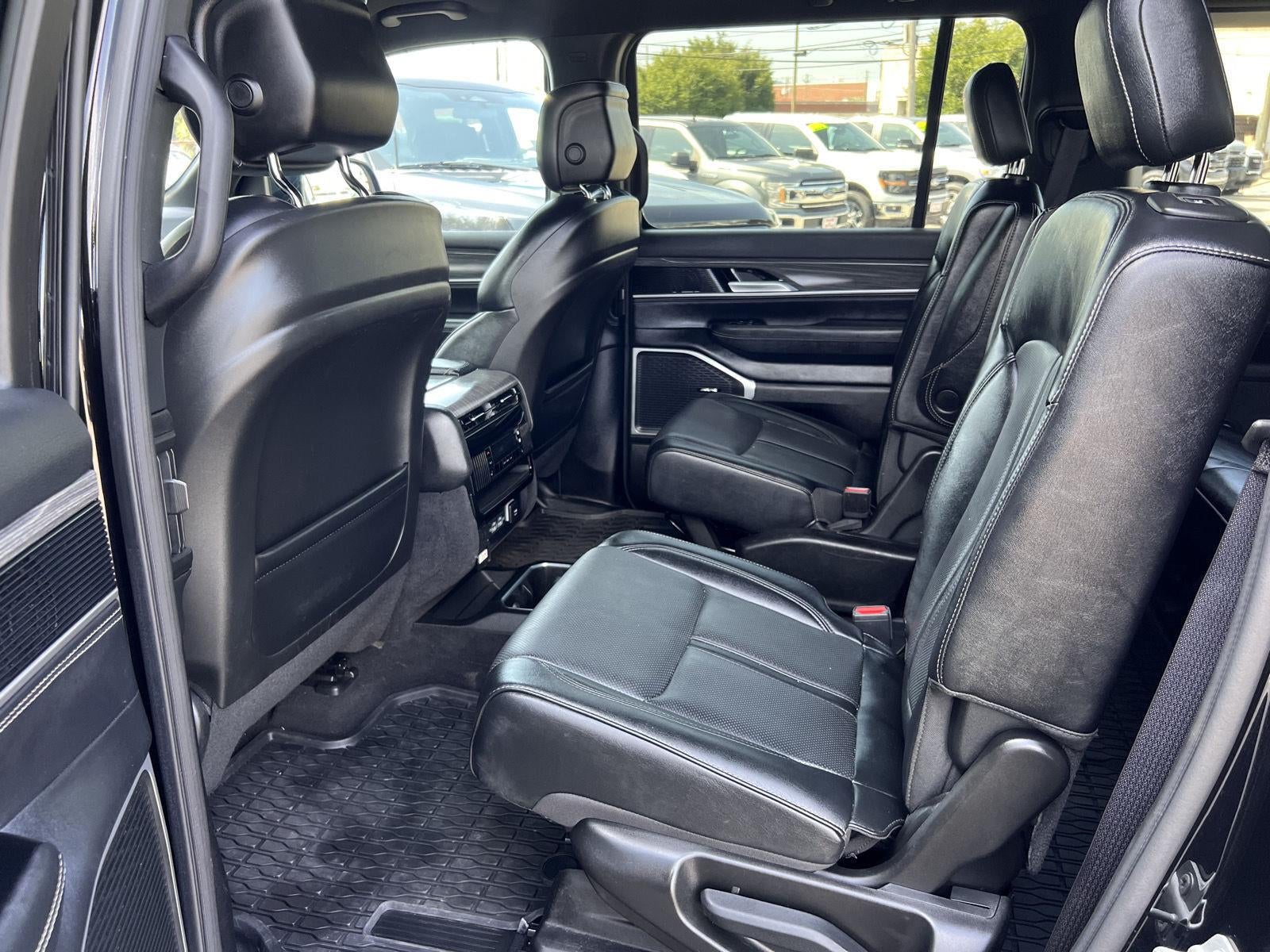 2024 Jeep Wagoneer Series II