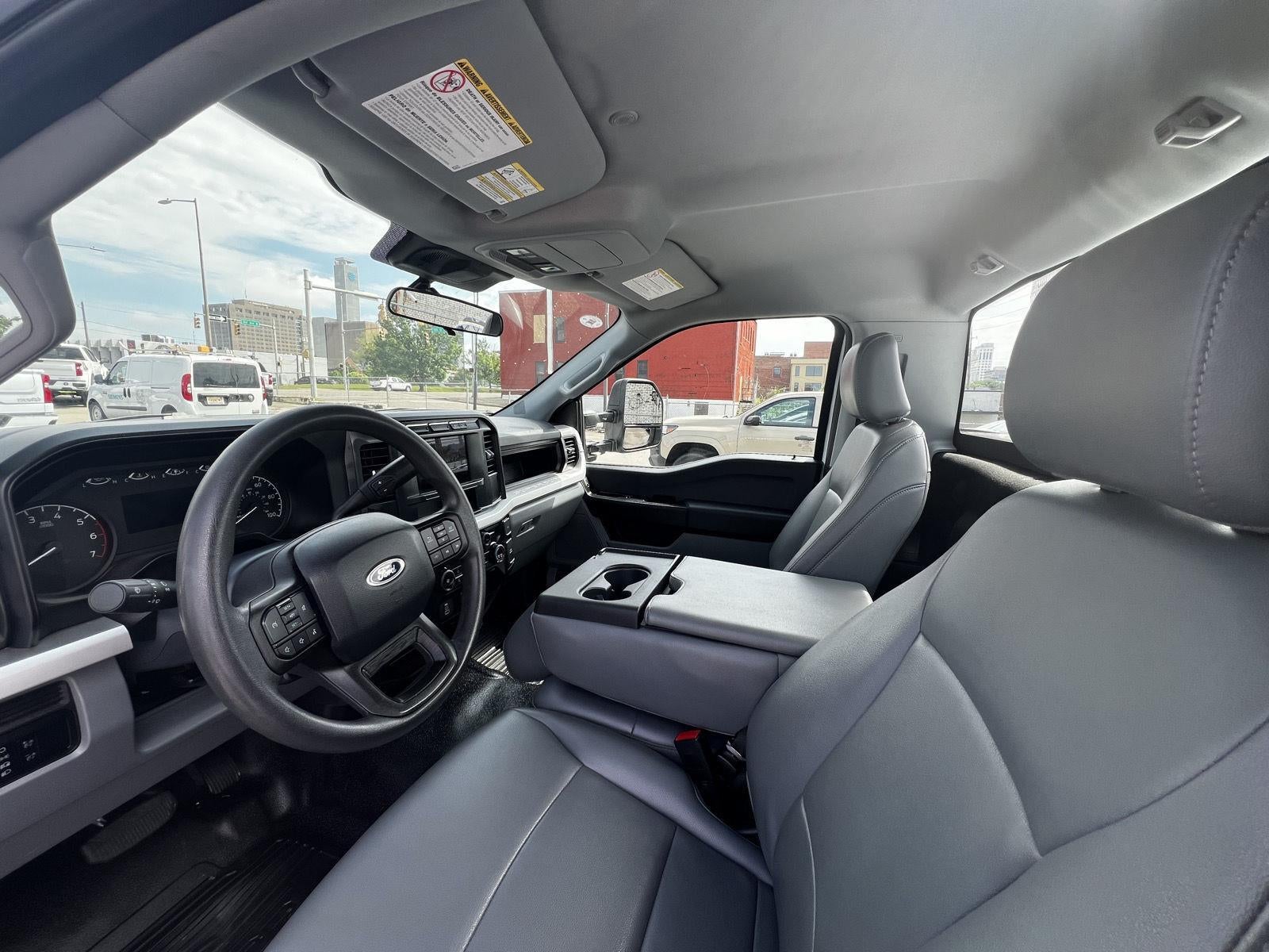 2024 Ford Super Duty F-350 SRW XL