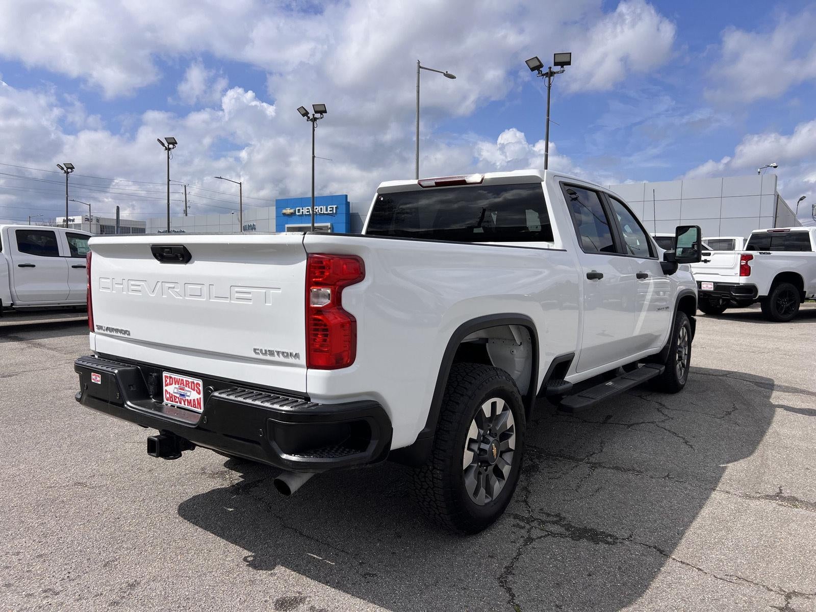 2024 Chevrolet Silverado 2500 HD Custom