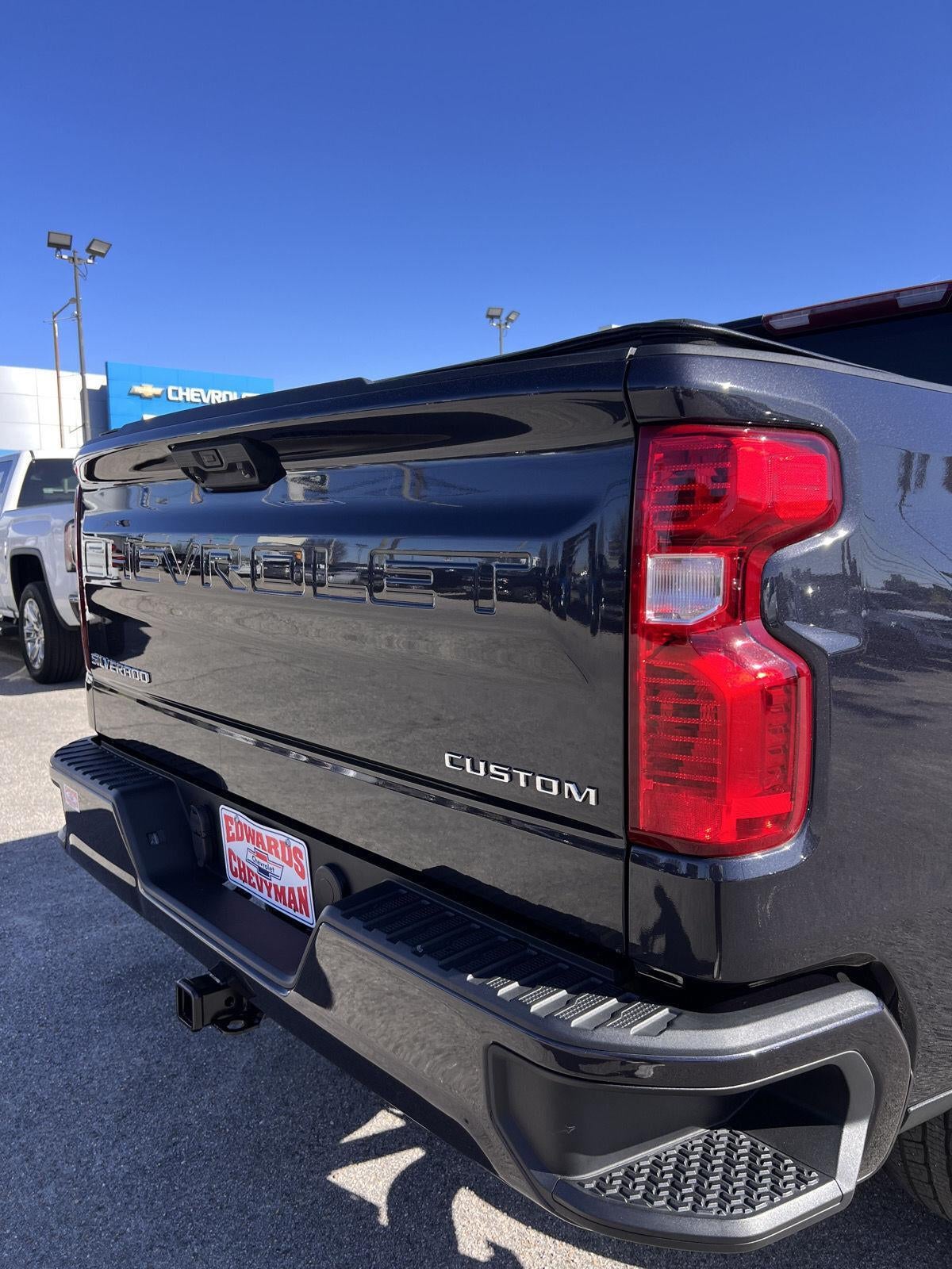 2022 Chevrolet Silverado 1500 Custom