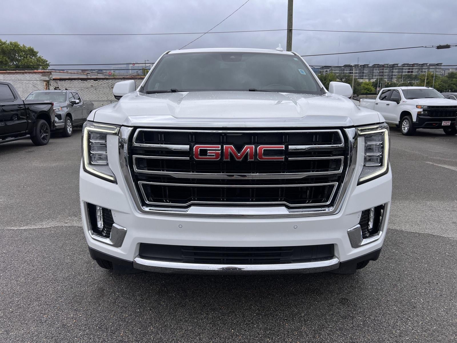 2023 GMC Yukon SLT
