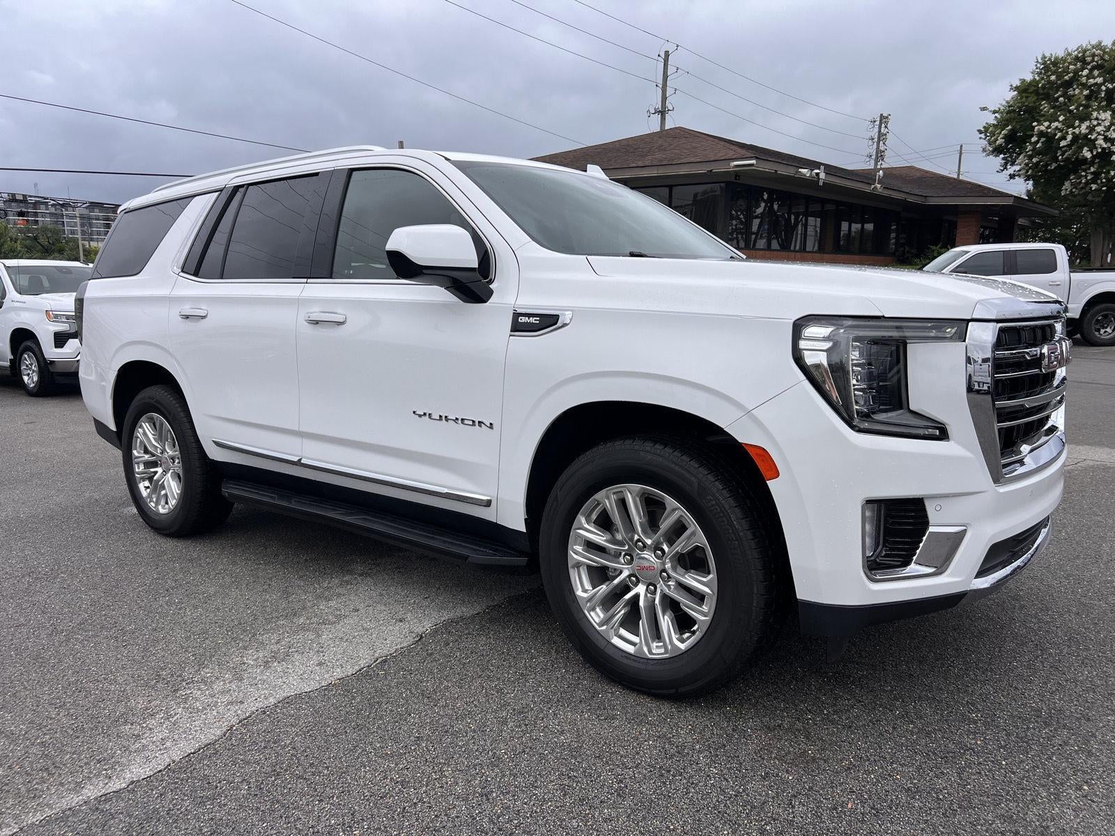 2023 GMC Yukon SLT