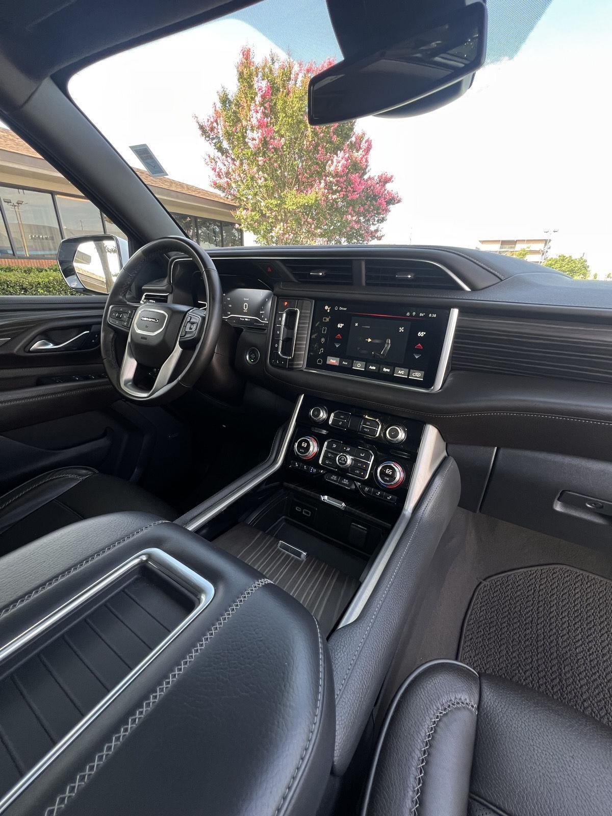 2024 GMC Yukon XL Denali