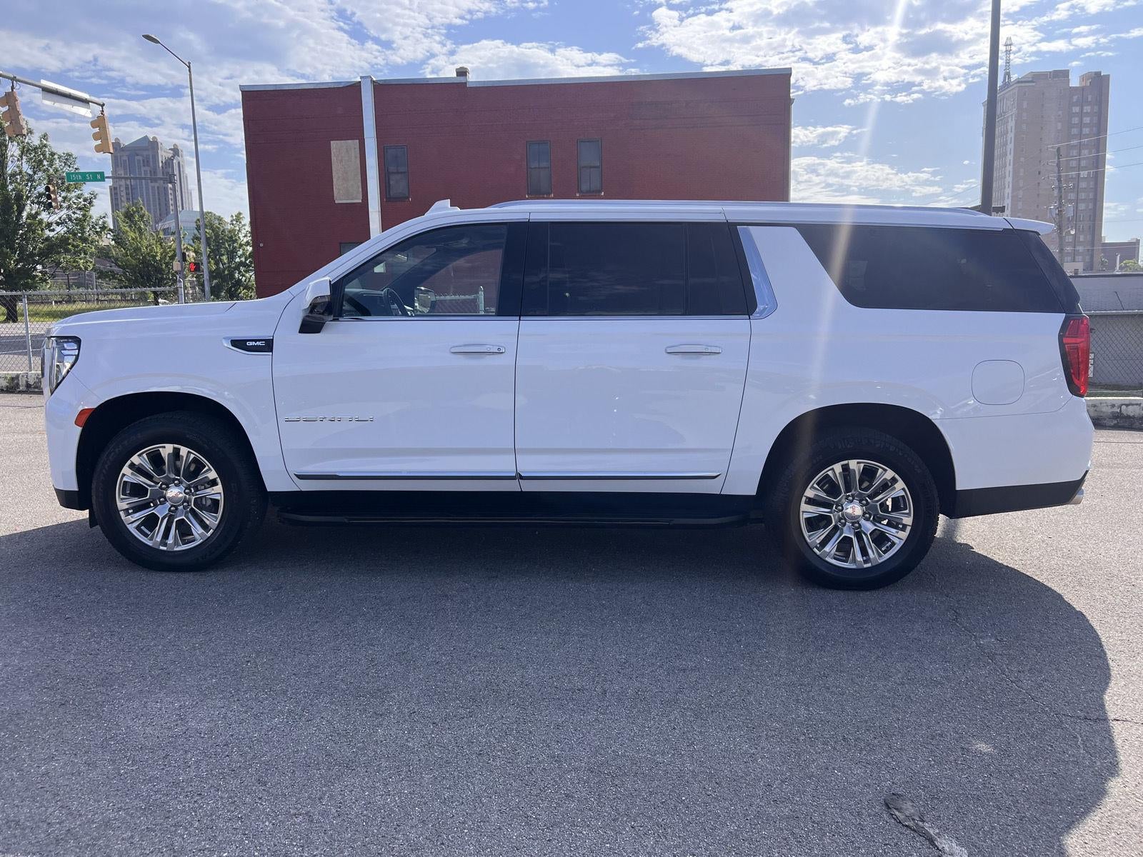 2024 GMC Yukon XL Denali