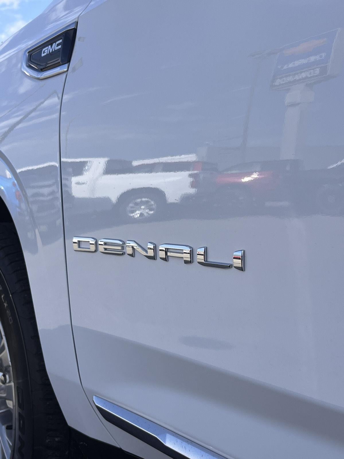 2024 GMC Yukon XL Denali