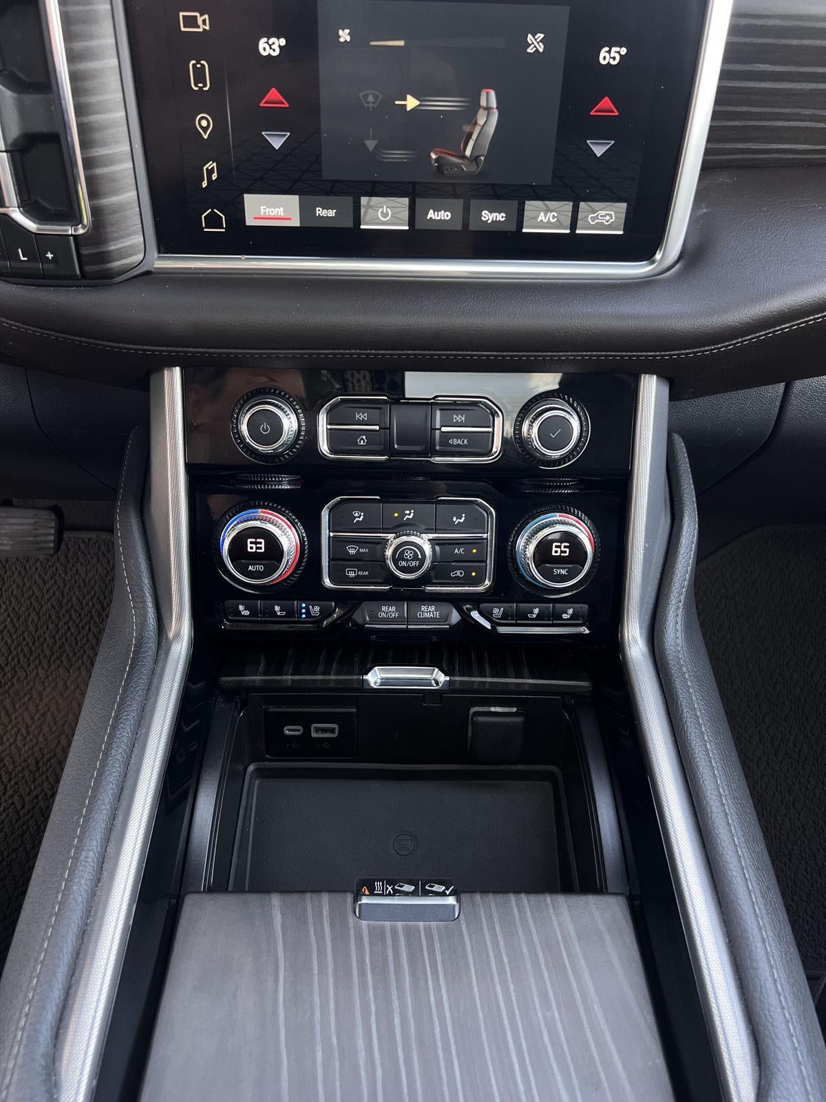 2024 GMC Yukon XL Denali