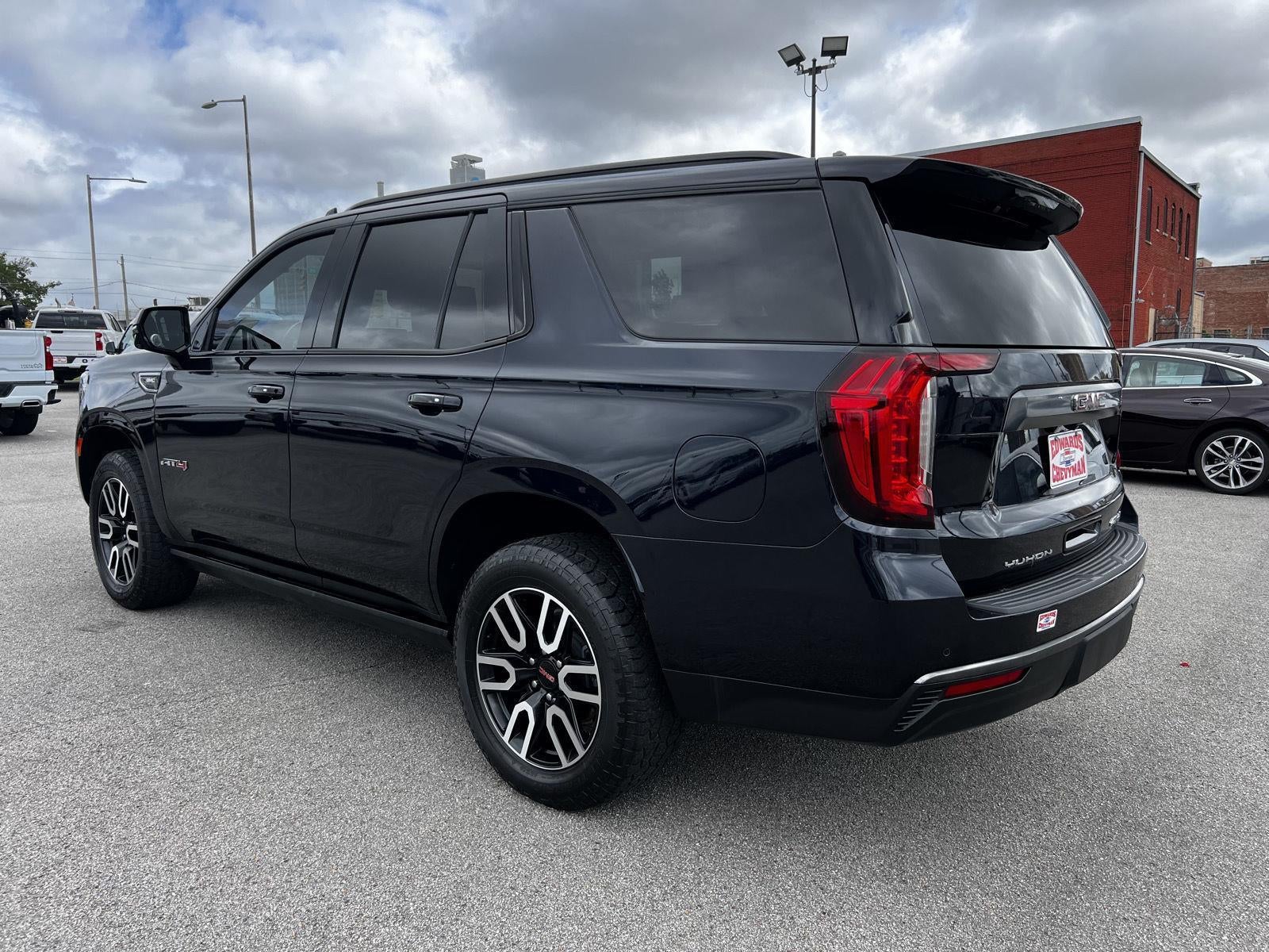 2021 GMC Yukon AT4