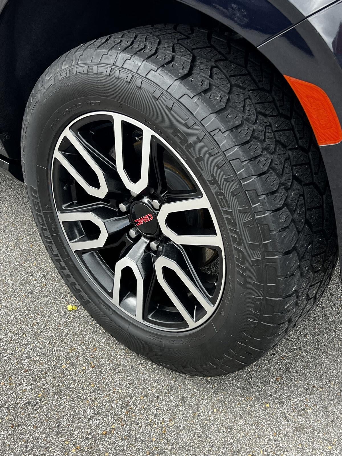 2021 GMC Yukon AT4