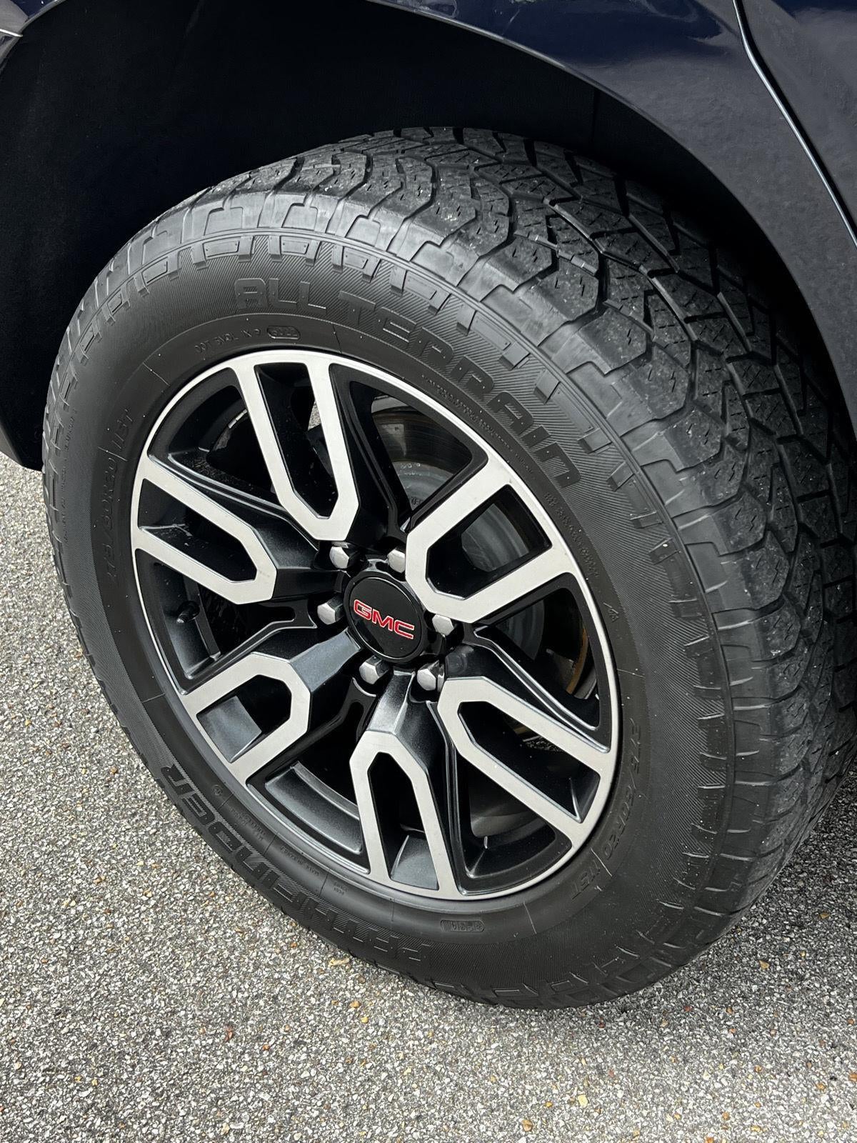 2021 GMC Yukon AT4