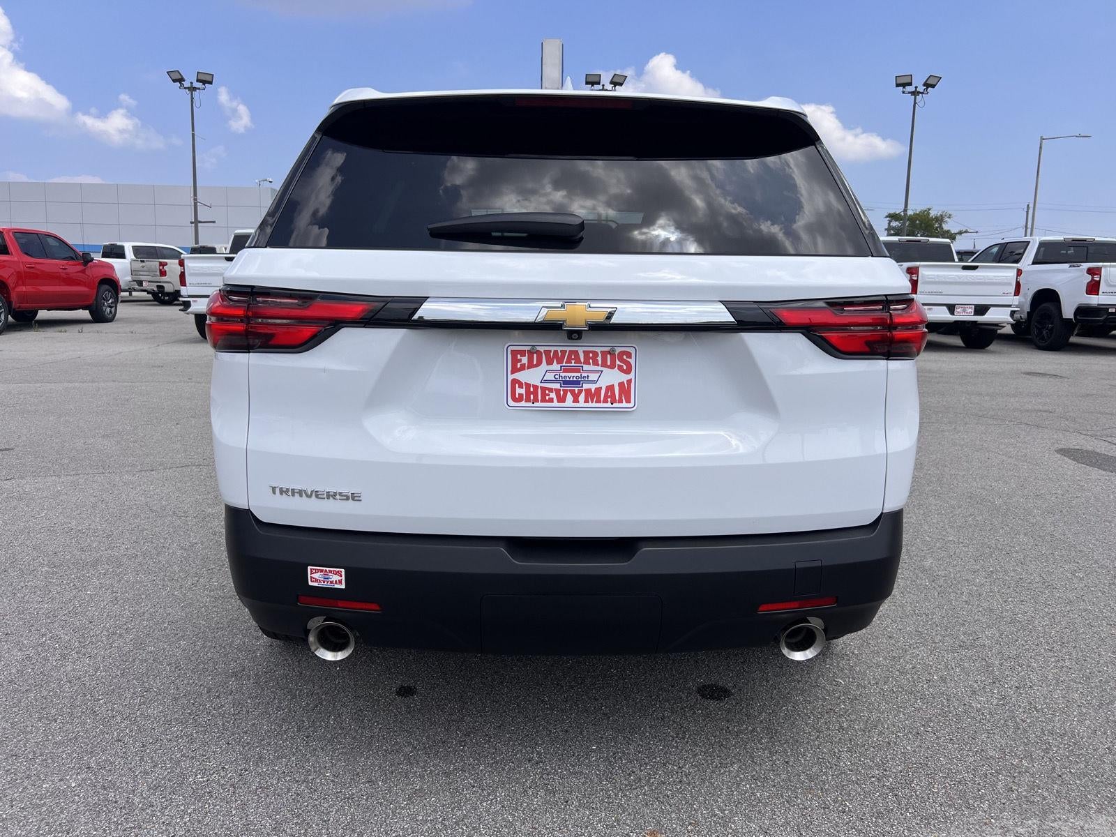 2023 Chevrolet Traverse LS