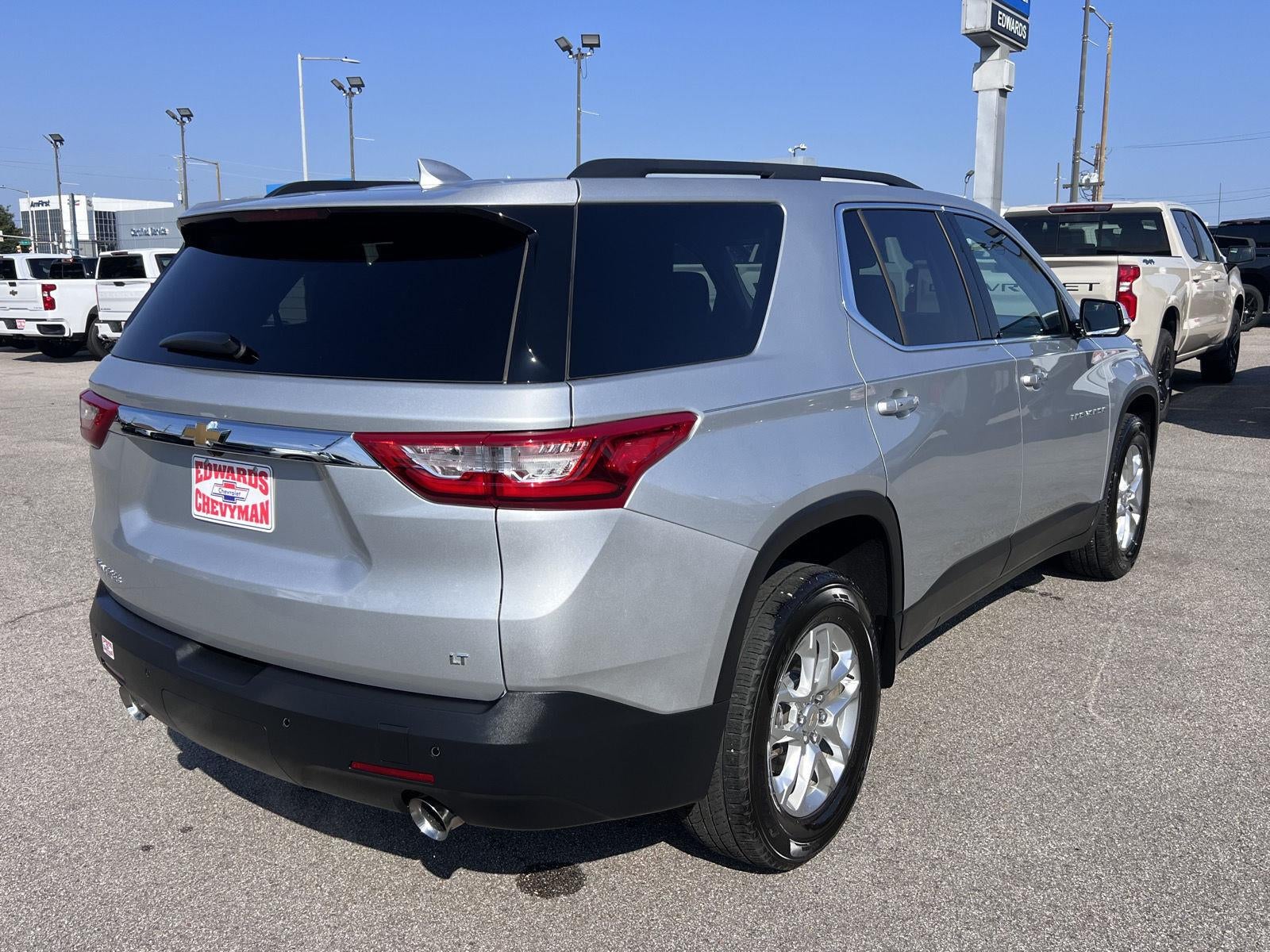 2020 Chevrolet Traverse LT Cloth