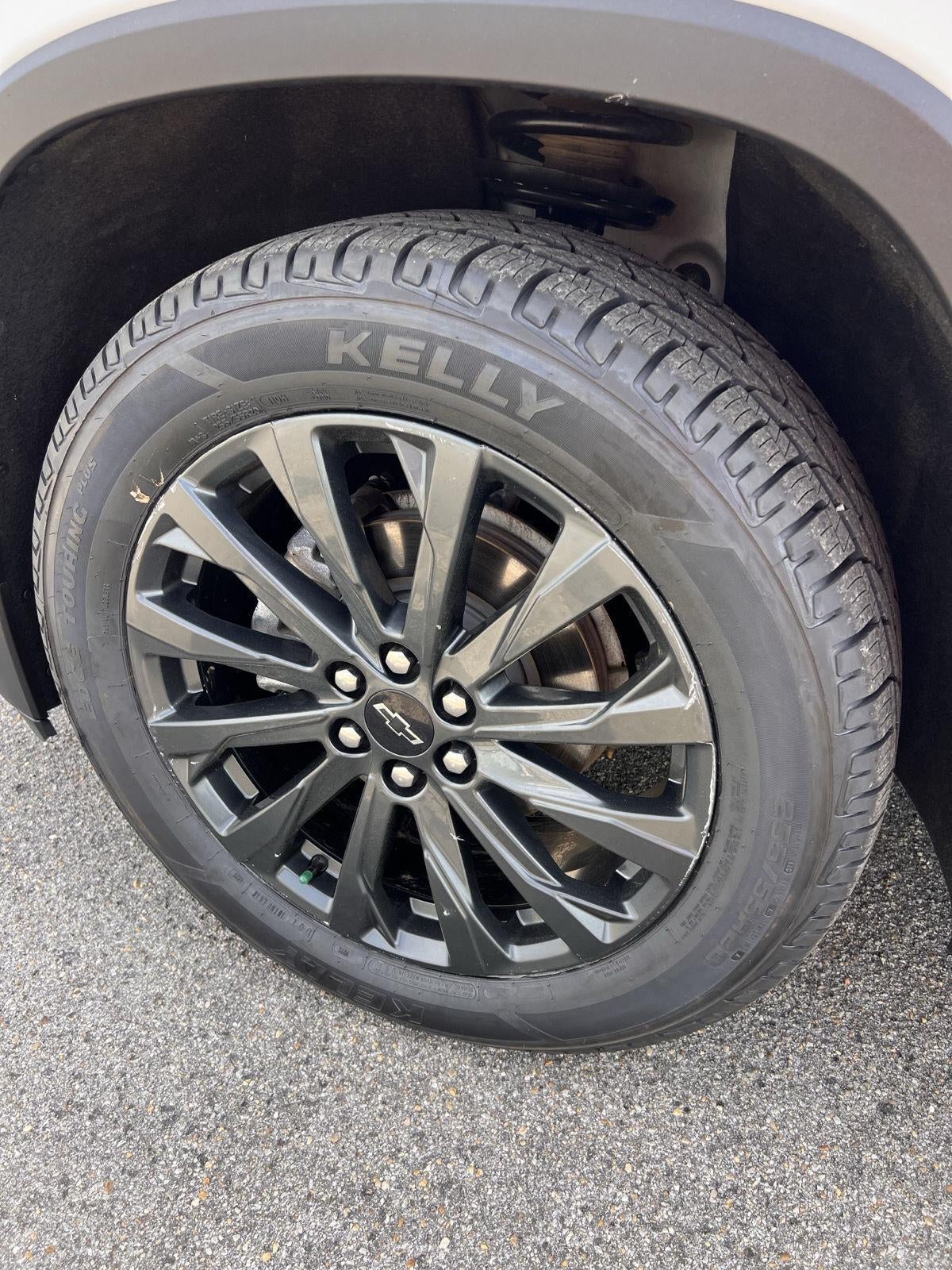 2023 Chevrolet Traverse RS