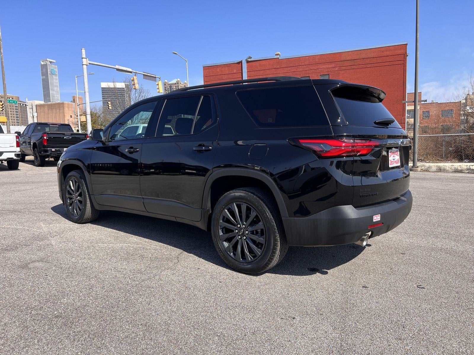 2023 Chevrolet Traverse RS