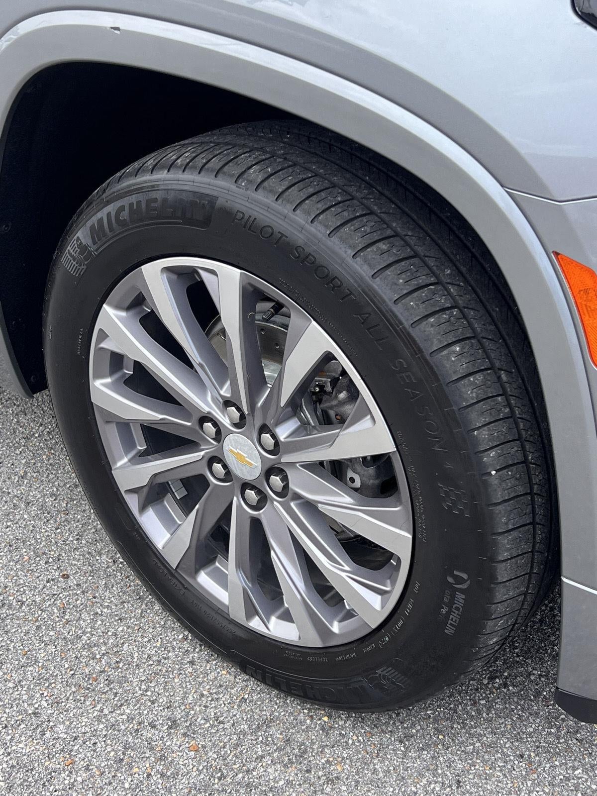 2023 Chevrolet Traverse Premier