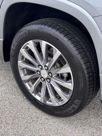 2023 Chevrolet Traverse Premier