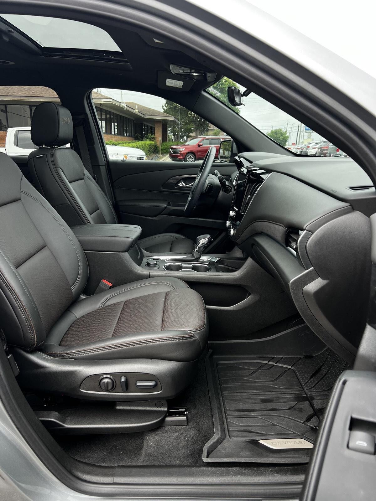 2023 Chevrolet Traverse High Country
