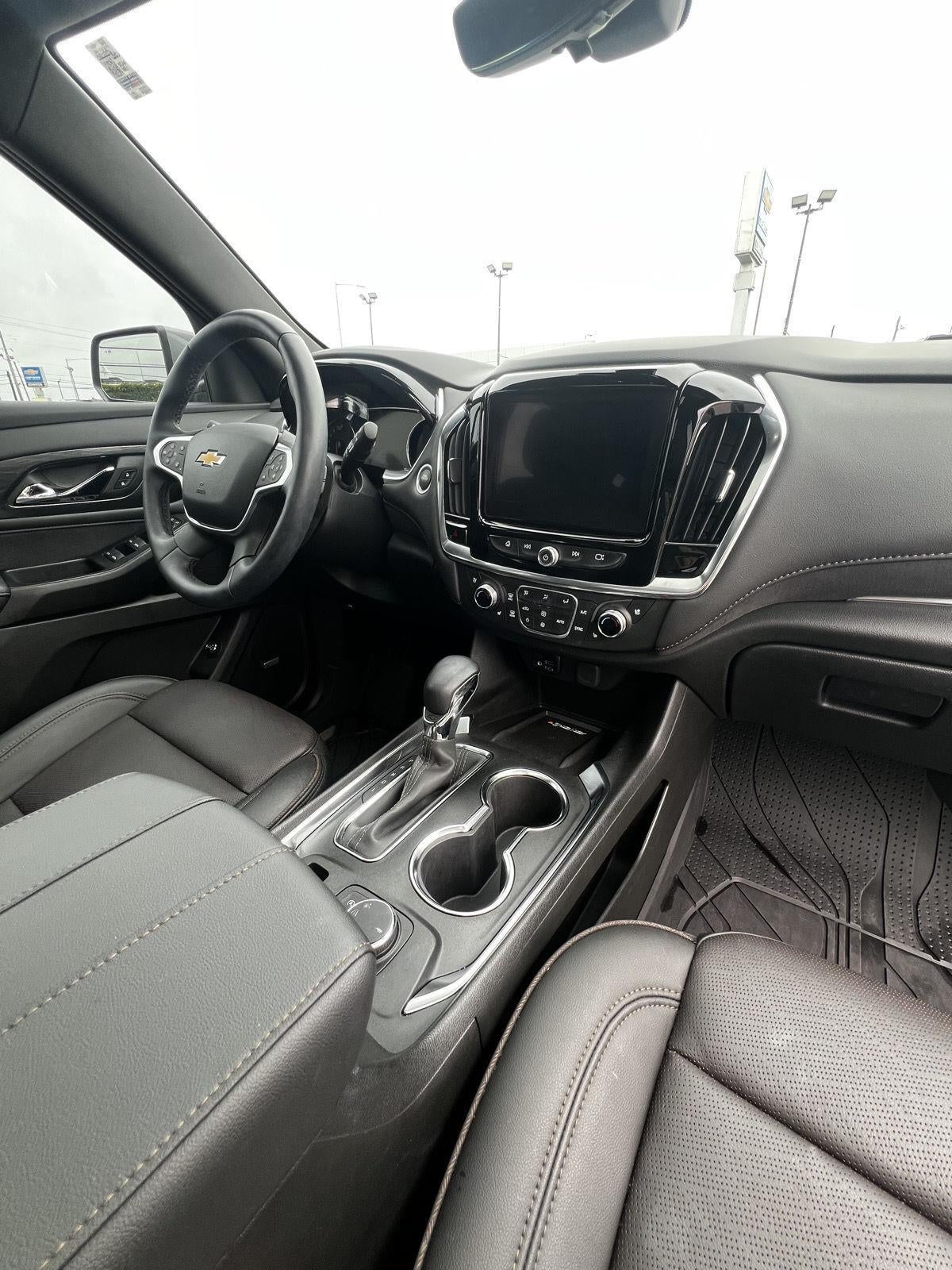 2023 Chevrolet Traverse High Country