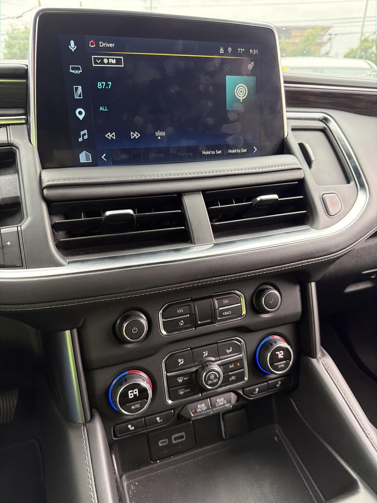 2023 Chevrolet Suburban Z71