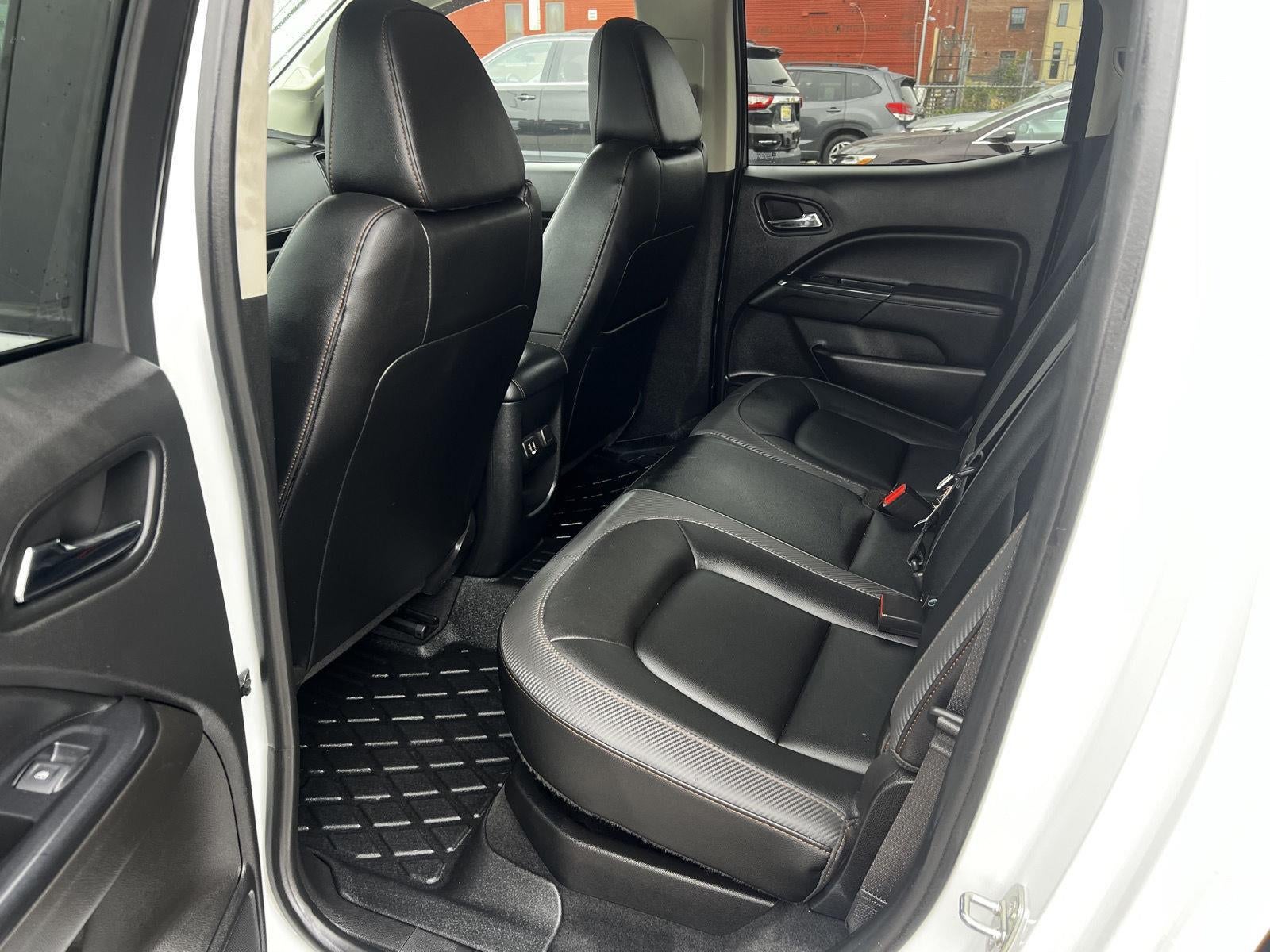 2021 GMC Canyon 4WD AT4 w/Leather