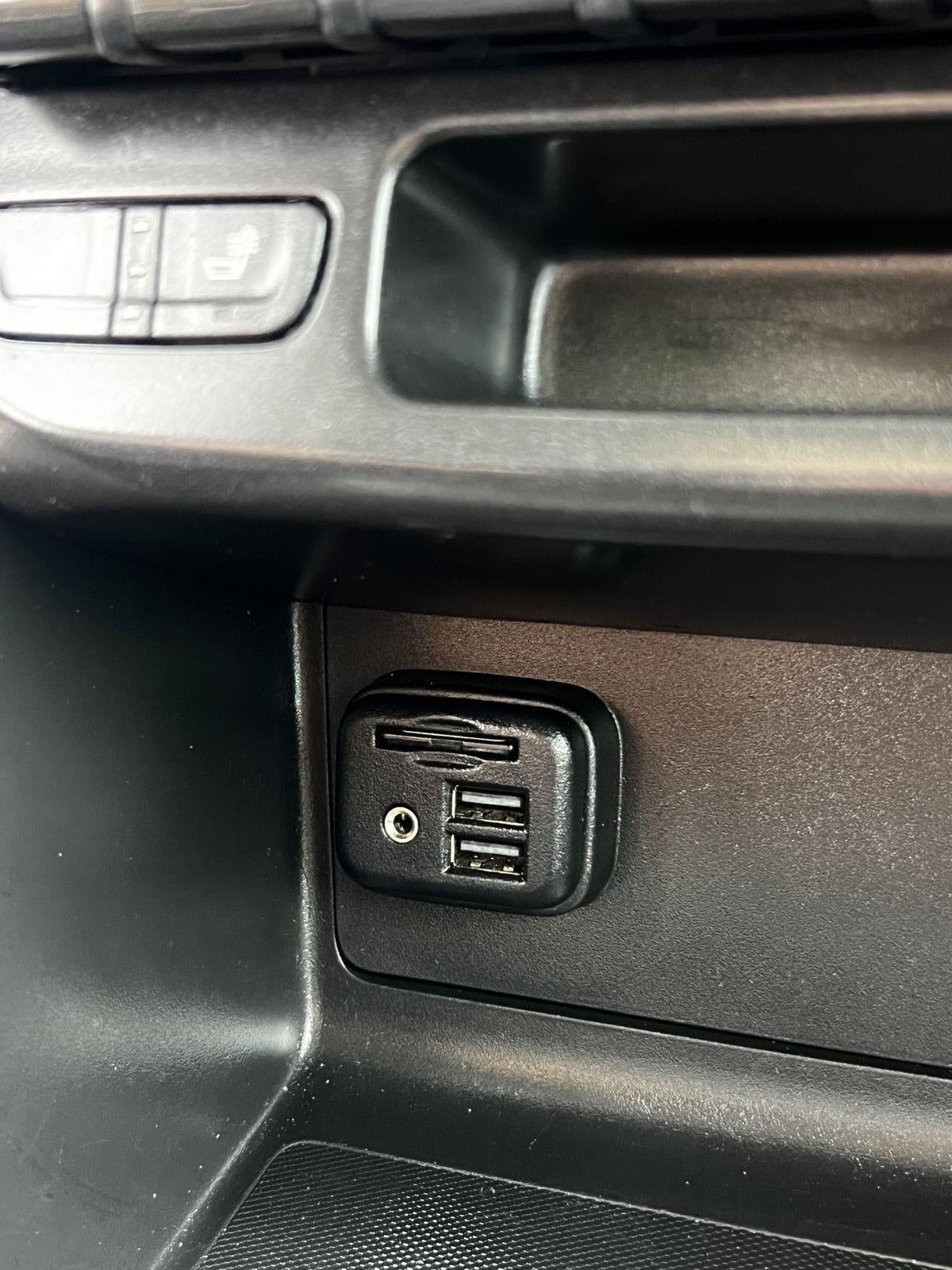 2021 GMC Canyon 4WD AT4 w/Leather