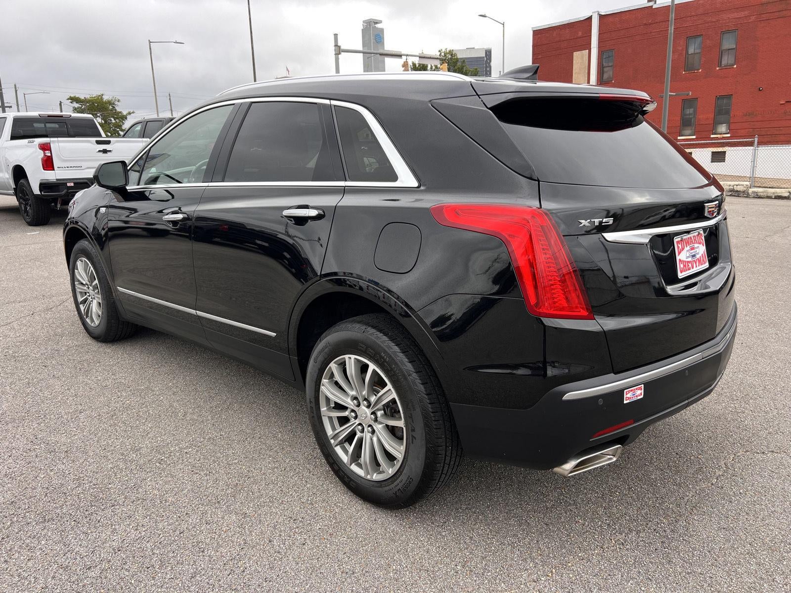 2019 Cadillac XT5 Luxury FWD