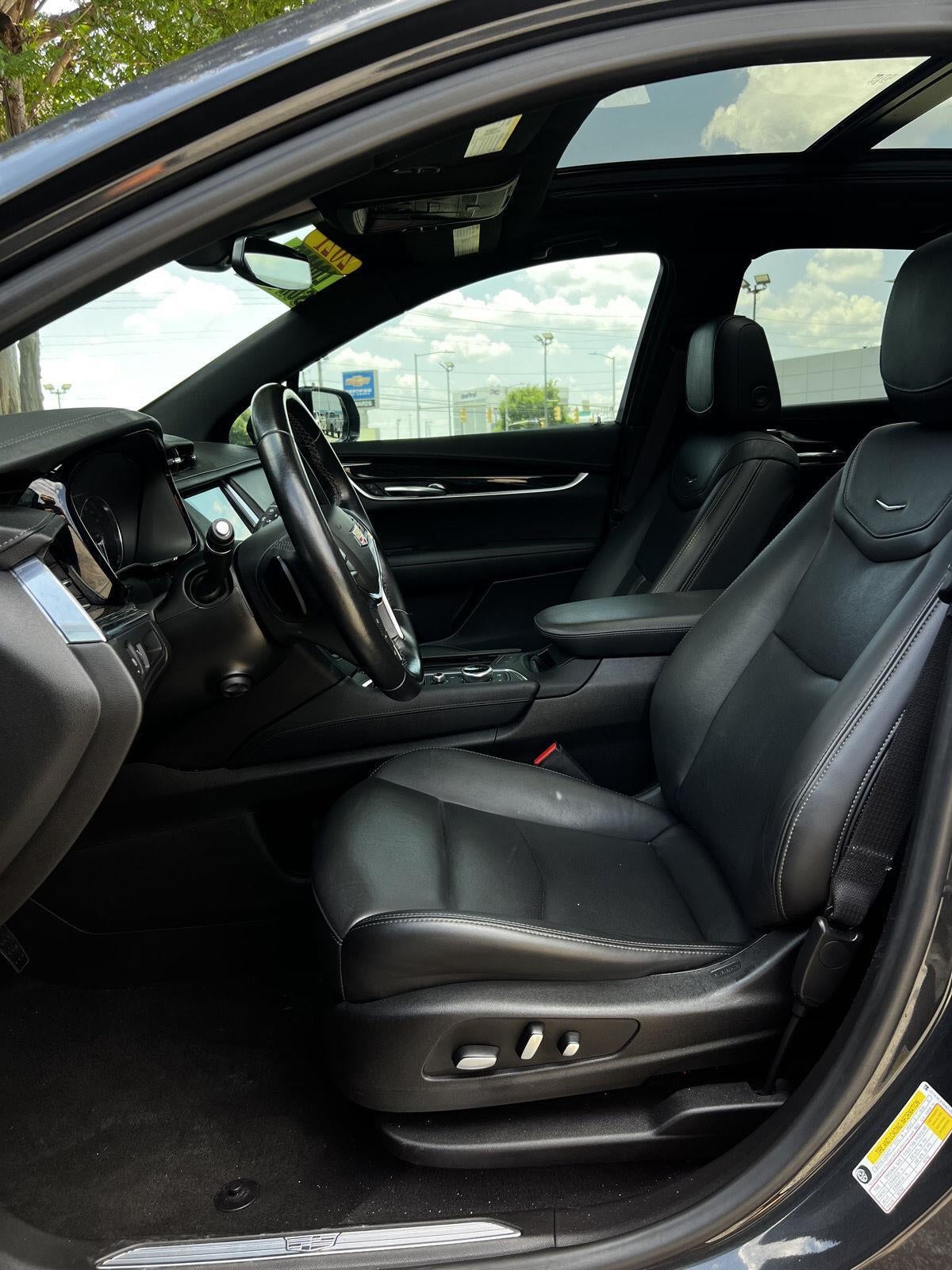 2021 Cadillac XT5 Premium Luxury