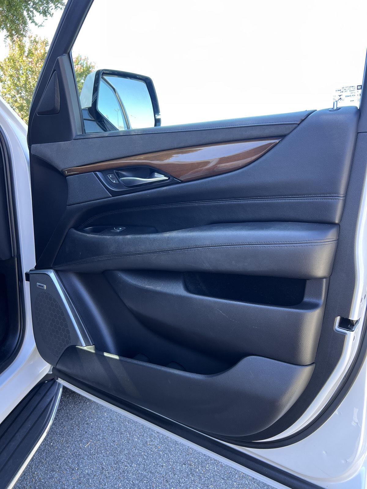 2020 Cadillac Escalade Base