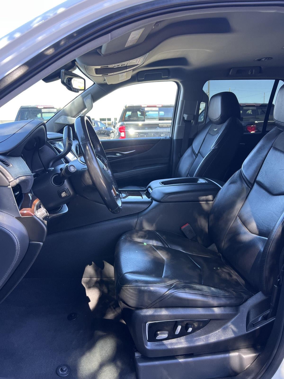 2020 Cadillac Escalade Base