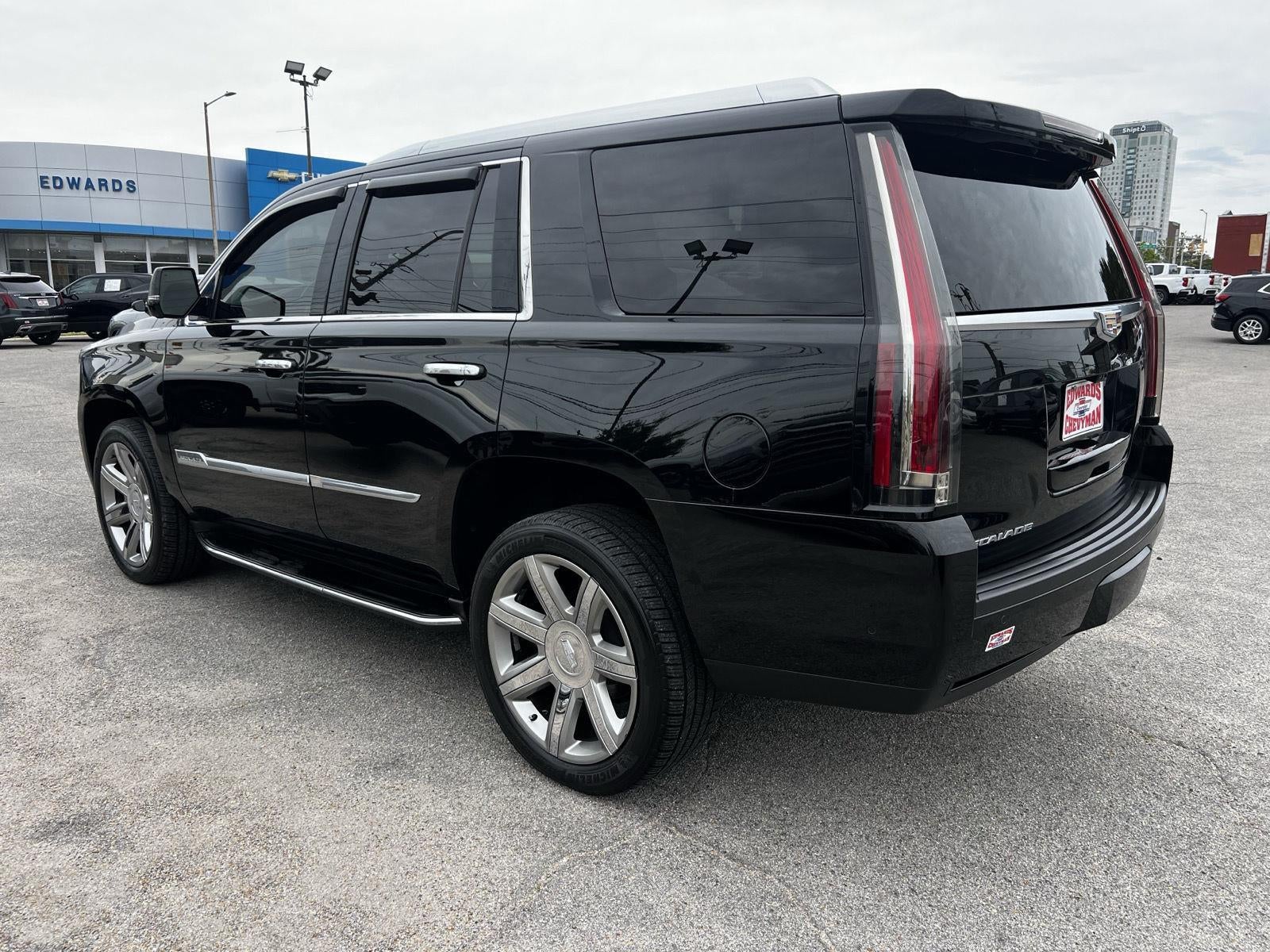 2017 Cadillac Escalade Luxury