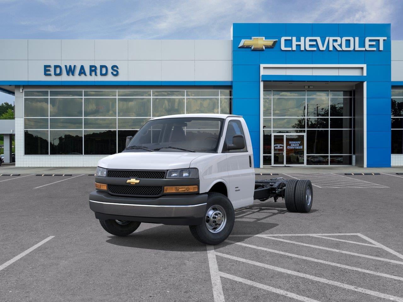 2026 Chevrolet Express Cutaway 3500 1WT