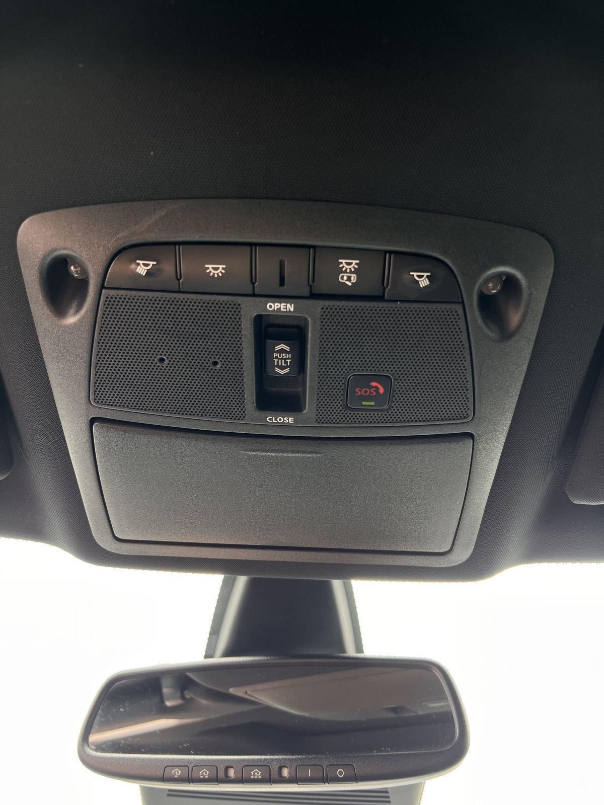 2021 Nissan Maxima SR